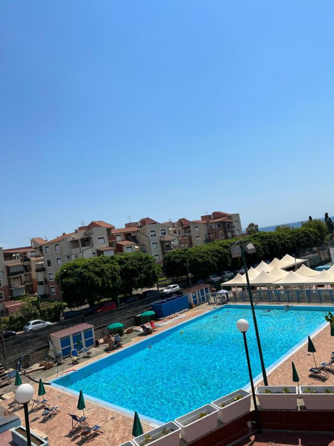 Naxos Beach Apartment ジャルディーニ・ナクソス エクステリア 写真